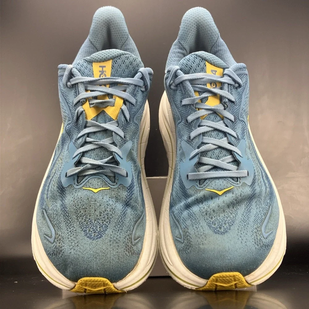 Hoka One One these hoka